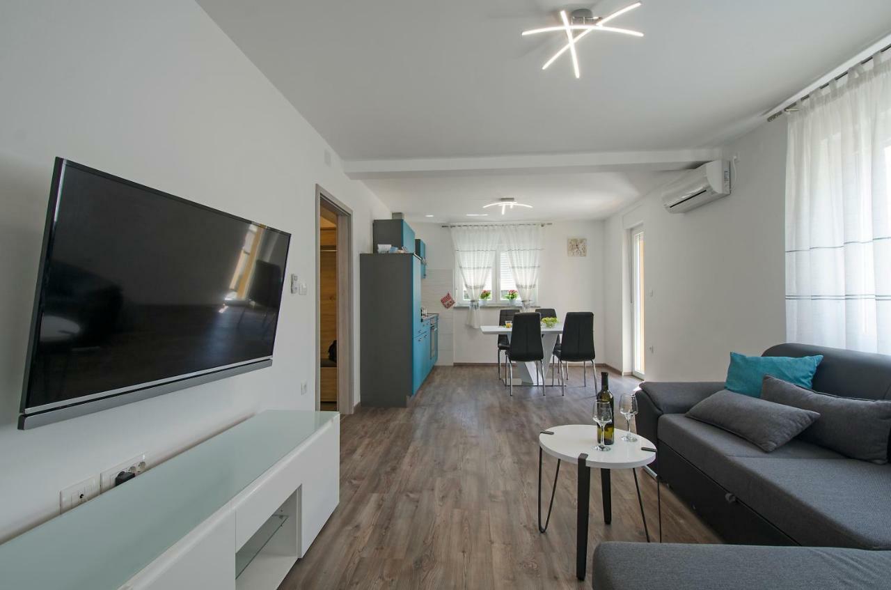 Apartment Pula R&D Exteriör bild